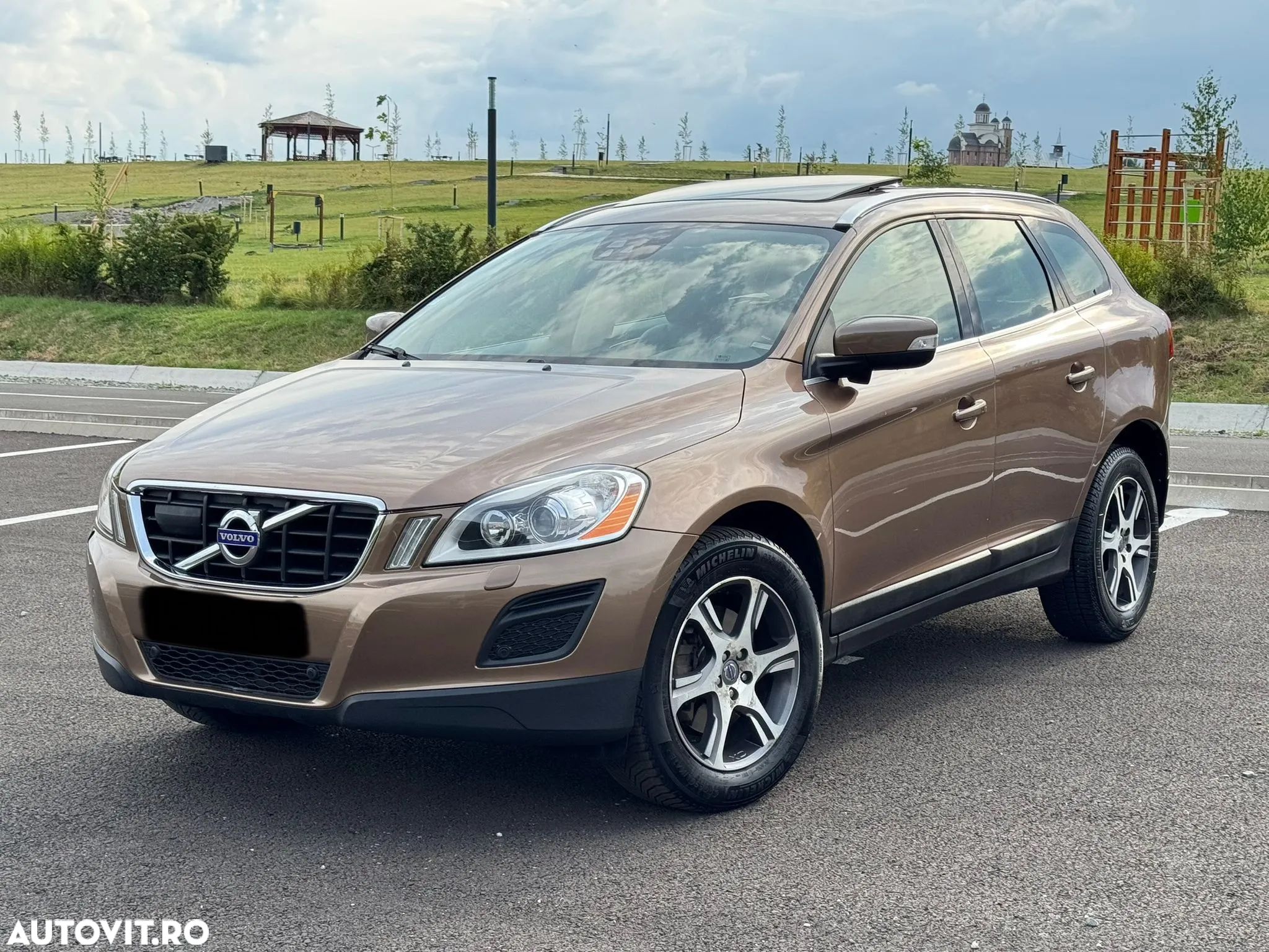 Volvo XC 60 - 1