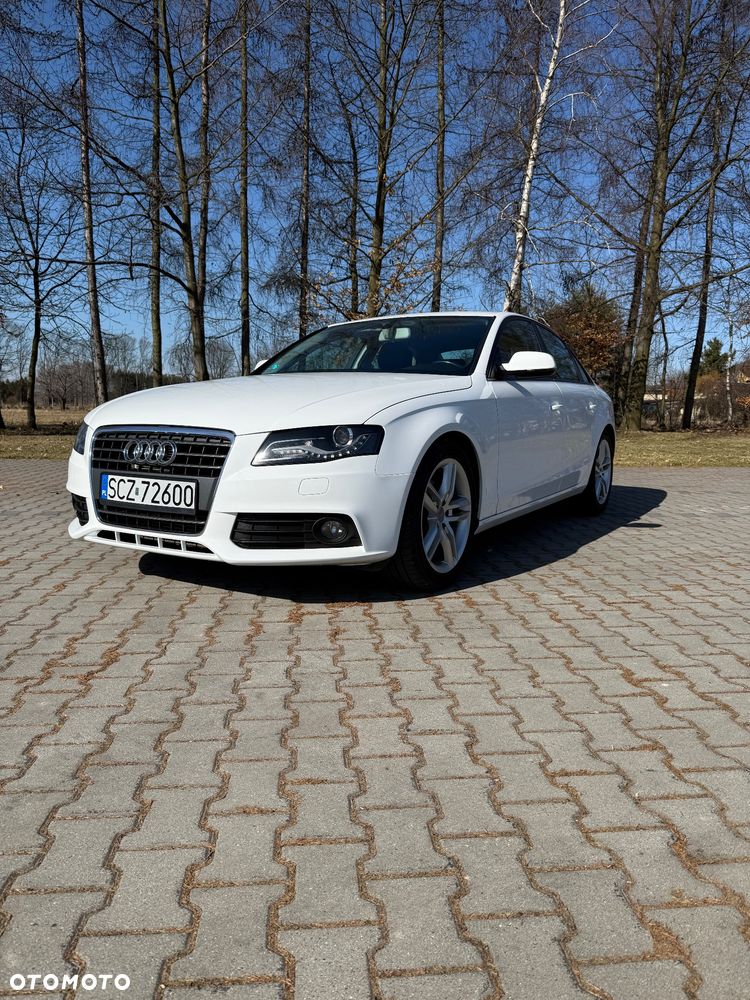 Audi A4 Limousine - 5