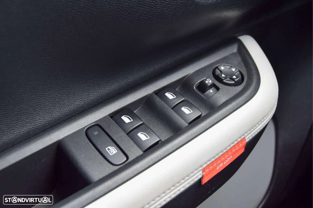 Citroën e-C3 44 kWh Autonomia Conforto Max - 20