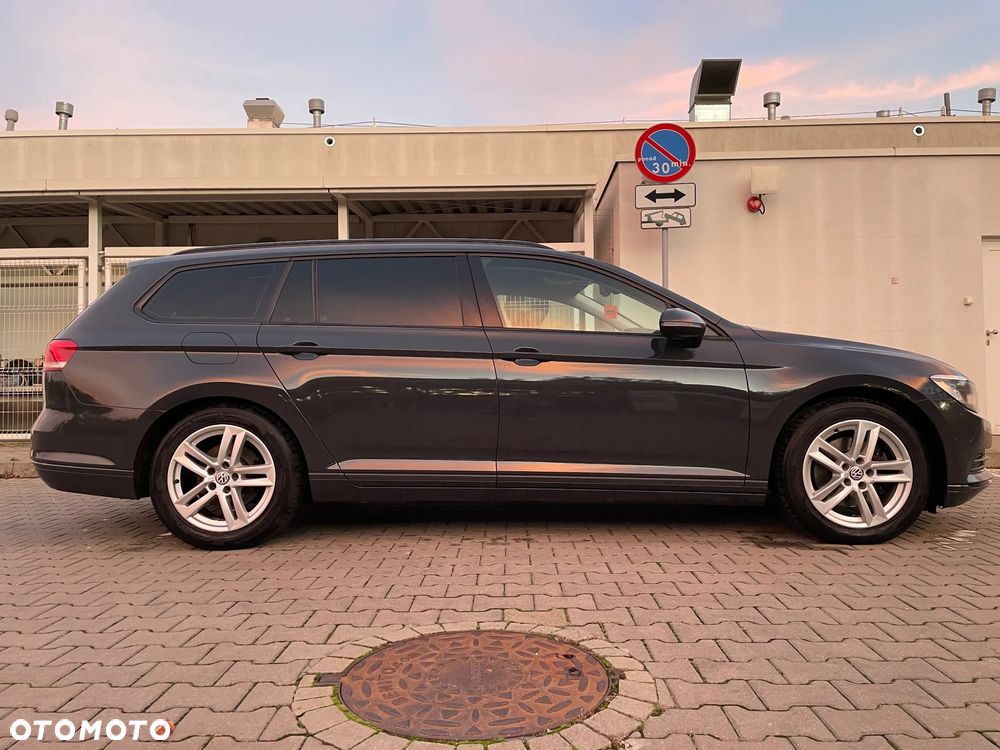 Volkswagen Passat 1.6 TDI BMT Trendline - 3