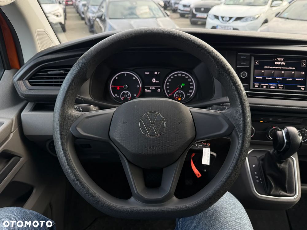 Volkswagen Transporter - 12