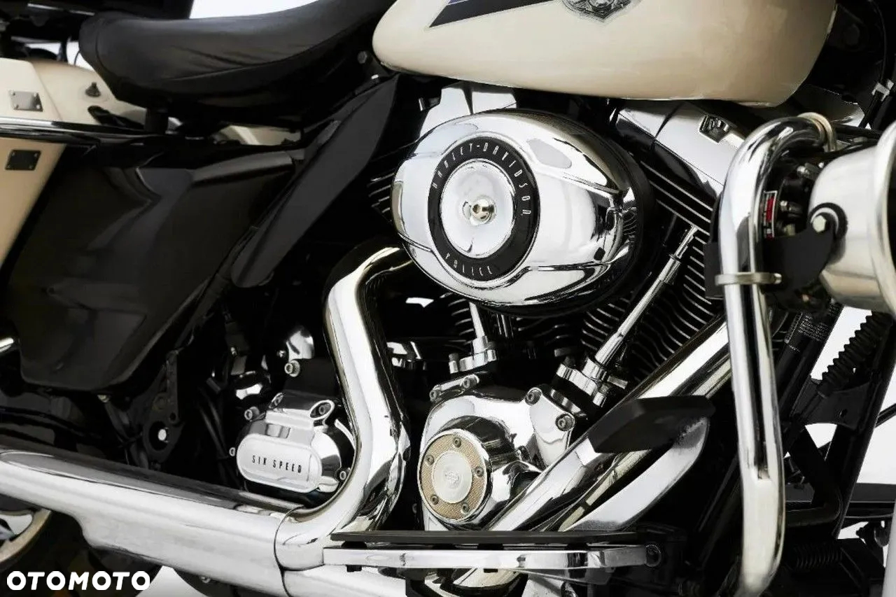 Harley-Davidson Touring Electra Glide - 12