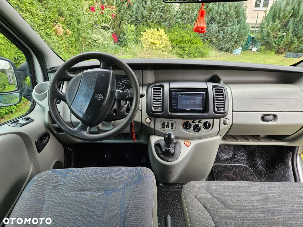 Renault Trafic - 8
