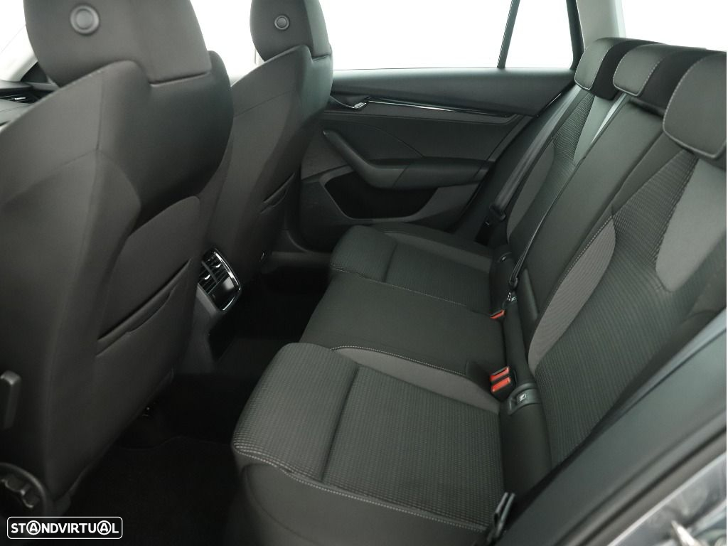 Skoda Octavia Break 1.4 TSi iV Ambition DSG - 22