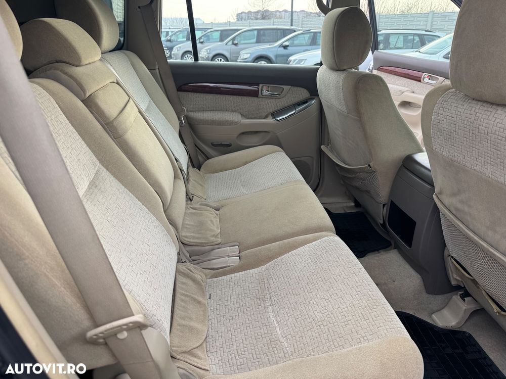 Toyota Land Cruiser - 14