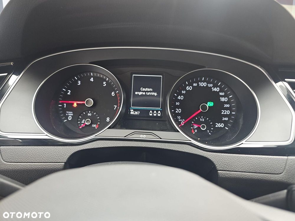 Volkswagen Passat Variant 1.5 TSI EVO Business DSG - 16
