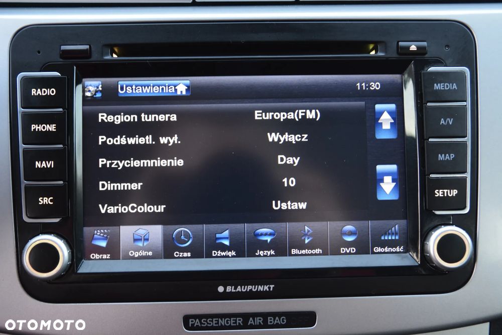 Volkswagen Passat 1.8 TSI Exclusive - 23