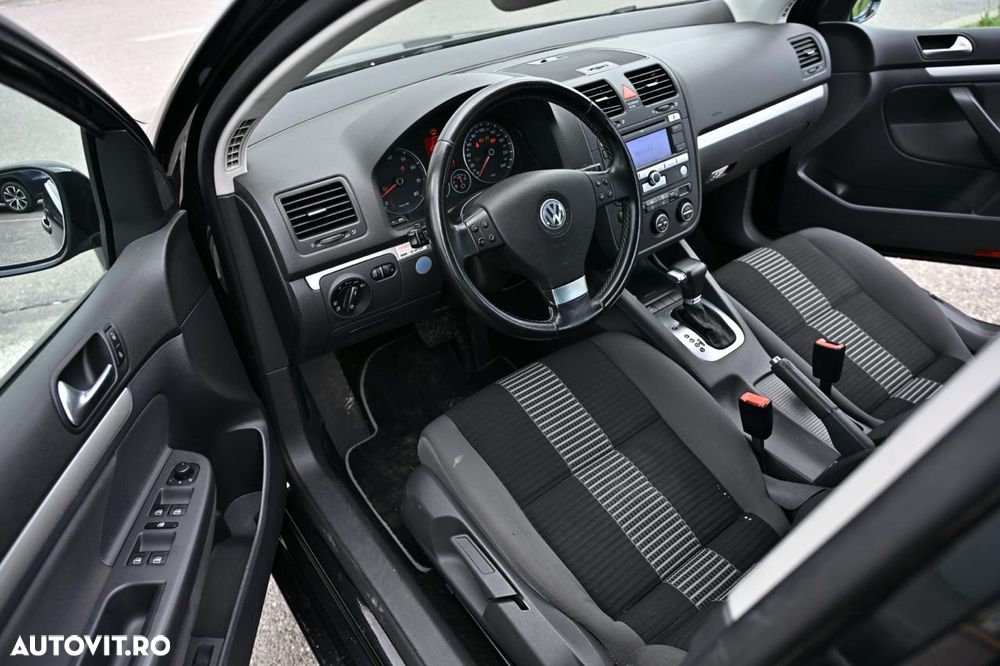Volkswagen Golf 1.4 TSI DSG United - 14