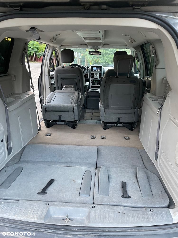 Chrysler Grand Voyager 2.8 CRD Touring - 17