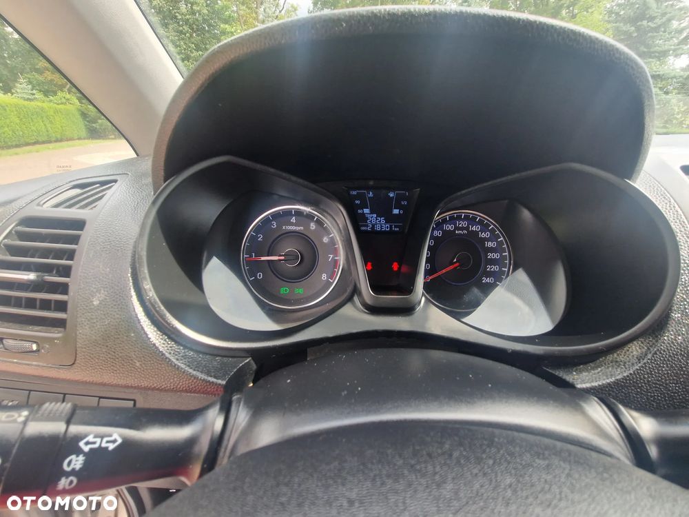 Hyundai ix20 1.4 Style blue - 12