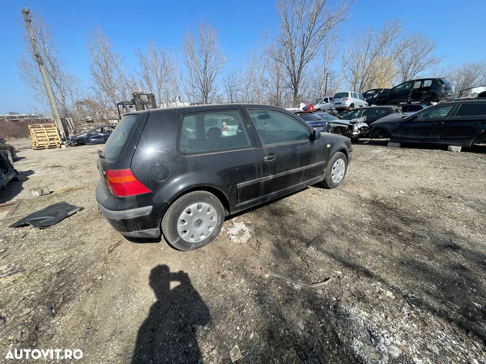 Dezmembrez Volkswagen Golf 4 Coupe AKL 1.6 8V 101CP - 4