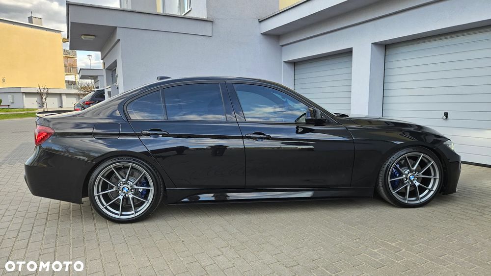 BMW Seria 3 335i xDrive Edition Sport - 16