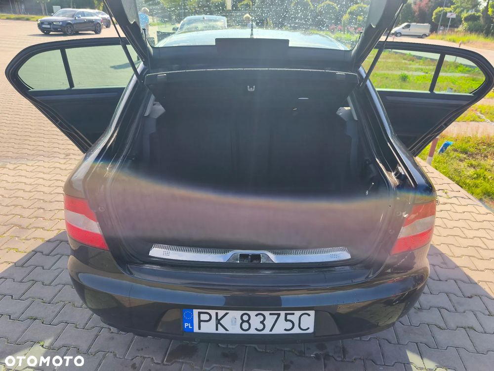 Skoda Superb 2.0 TDI Ambition DSG - 5
