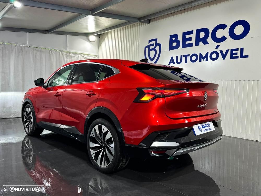 Renault Rafale 1.2 Full Hybrid E-Tech Techno - 4