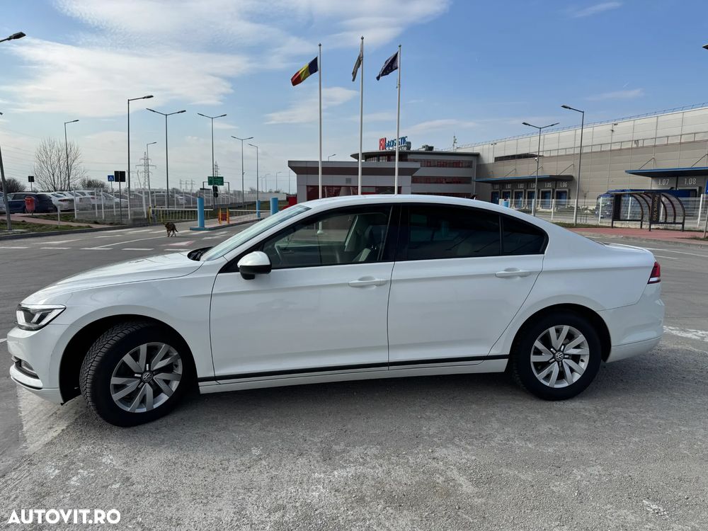 Volkswagen Passat - 2