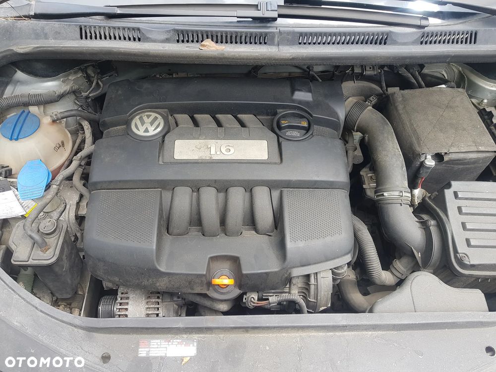 Volkswagen Golf Plus 1.6 Comfortline - 14