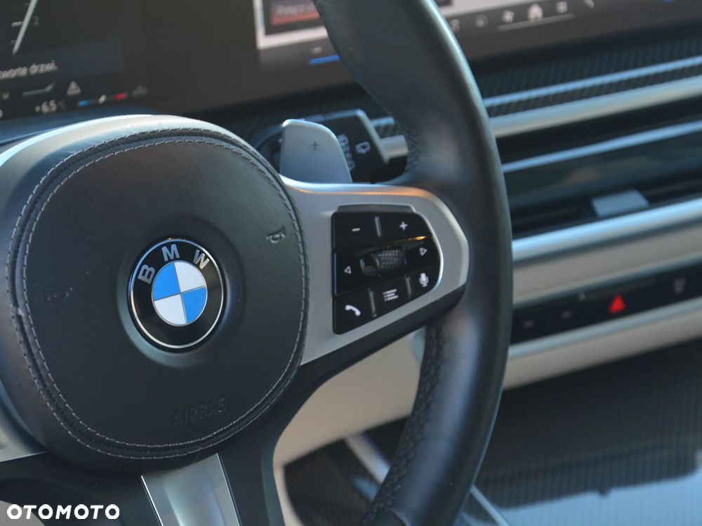 BMW X7 2024