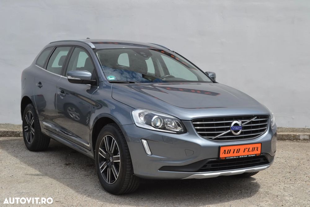 Volvo XC 60 D4 AWD Geartronic Summum - 3