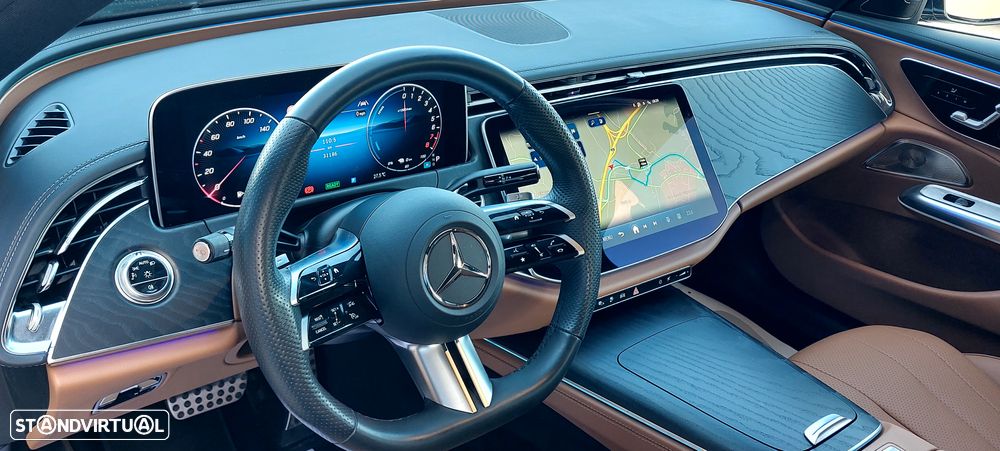 Mercedes-Benz E 300 e AMG Line - 3