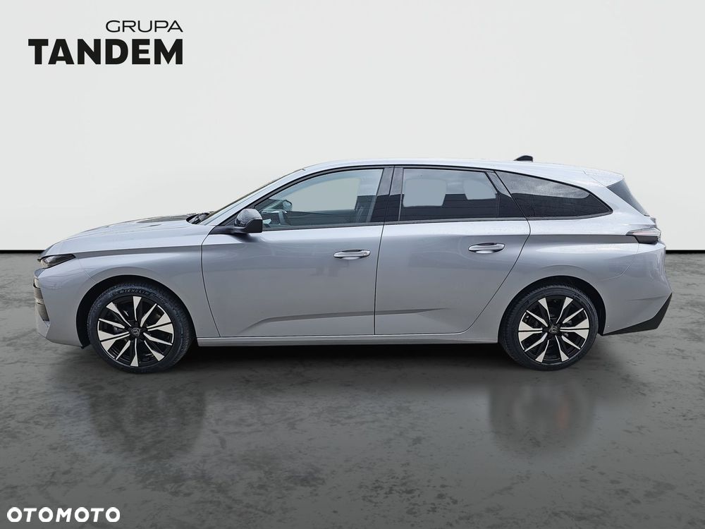 Peugeot 308 - 8