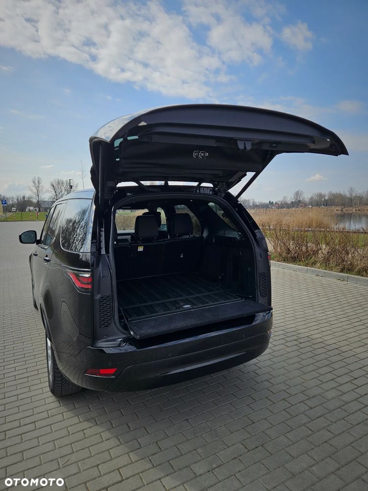 Land Rover Discovery 3.0 D300 mHEV S - 13