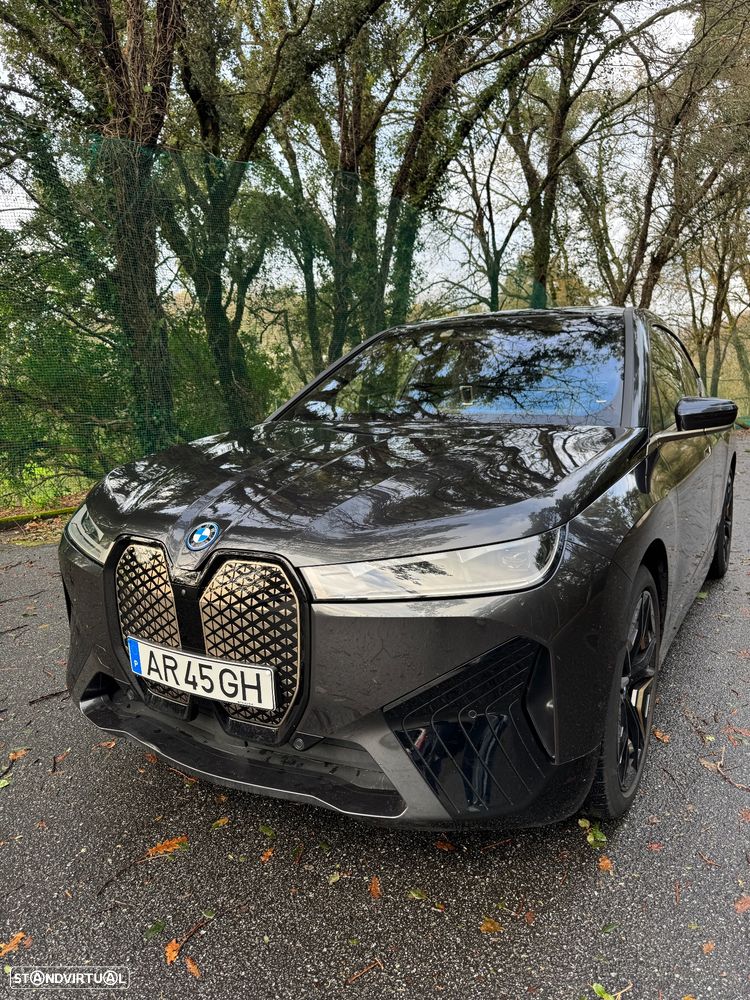 BMW iX xDrive 50 Pack Desportivo - 3