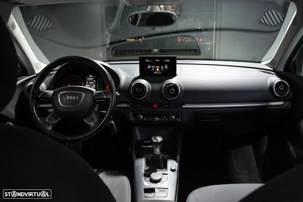 Audi A3 2.0 TDI Attraction - 10