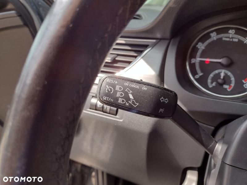 Skoda RAPID - 18