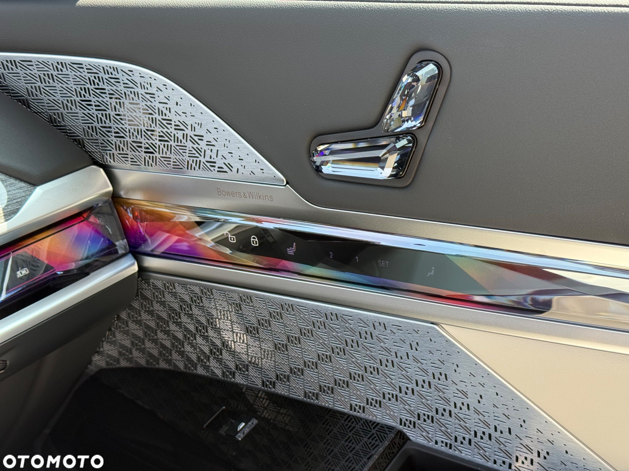 BMW i7 xDrive60 - 18
