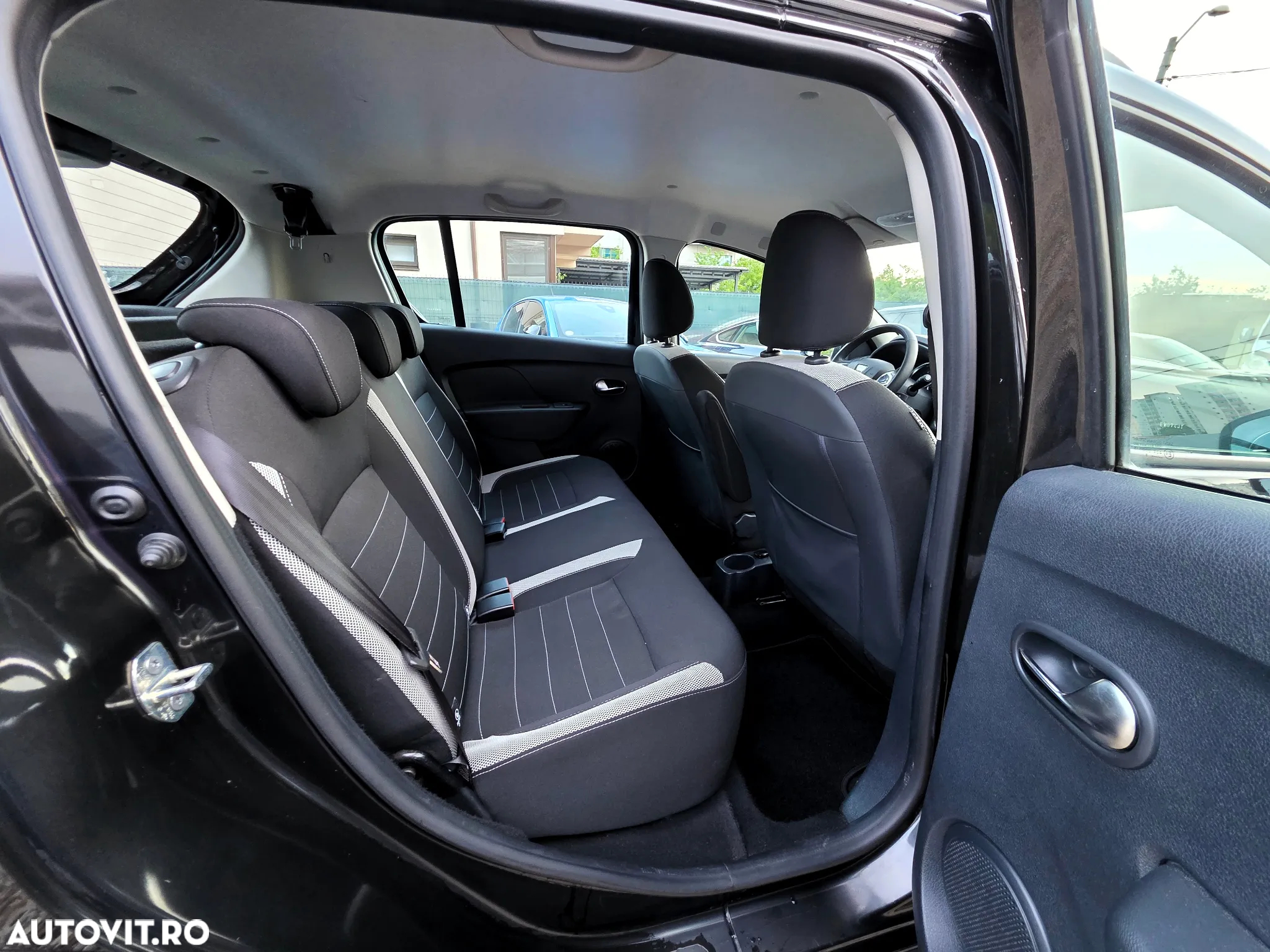 Dacia Sandero Stepway dCi 90 Prestige - 15