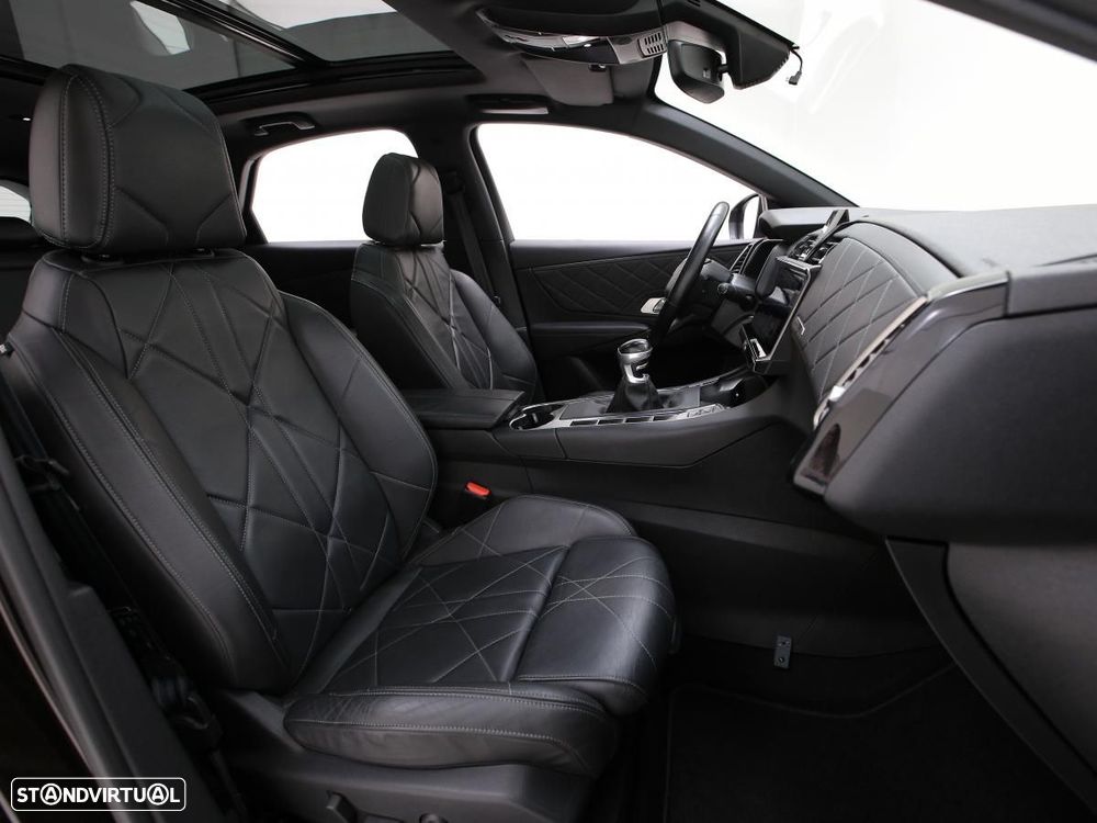 DS DS7 Crossback - 14