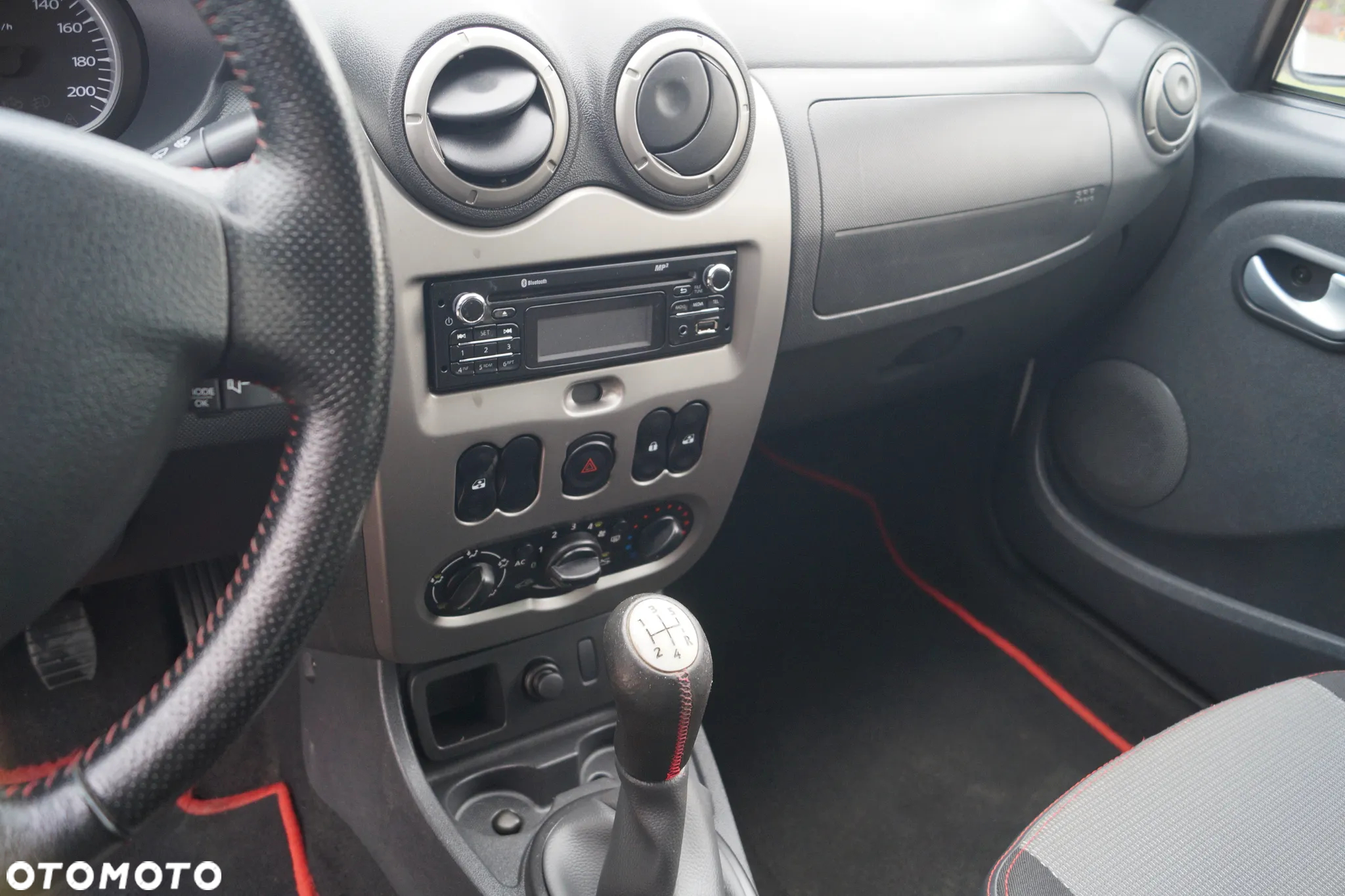Dacia Duster 1.6 - 7