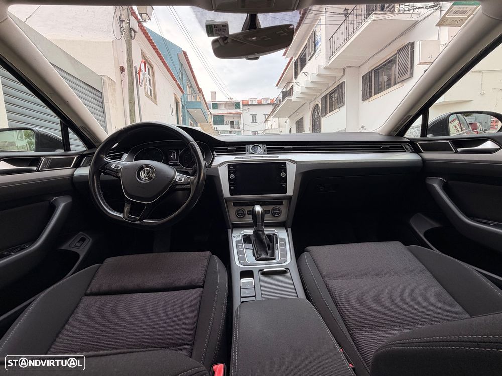 VW Passat 2.0 TDI Confortline DSG - 9