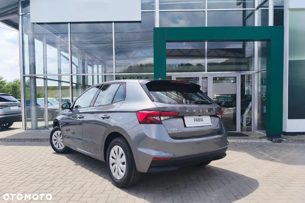 Skoda Fabia 1.0 TSI Drive DSG - 11