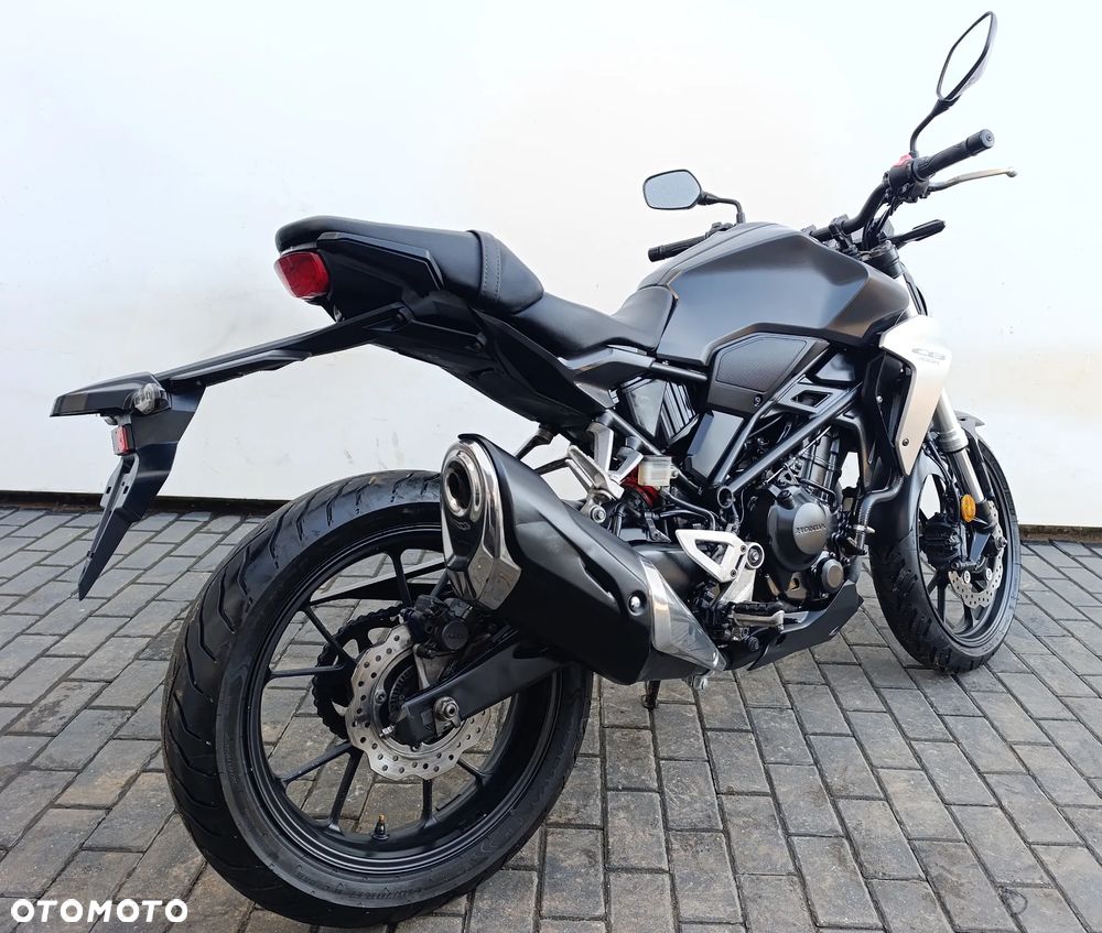 Honda CB - 6