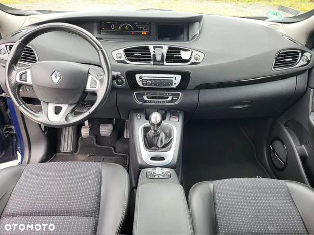 Renault Scenic 1.6 dCi Energy Bose Edition S&S - 10