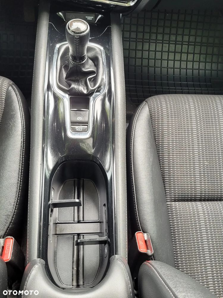Honda HR-V 1.5 i-VTEC Executive - 24