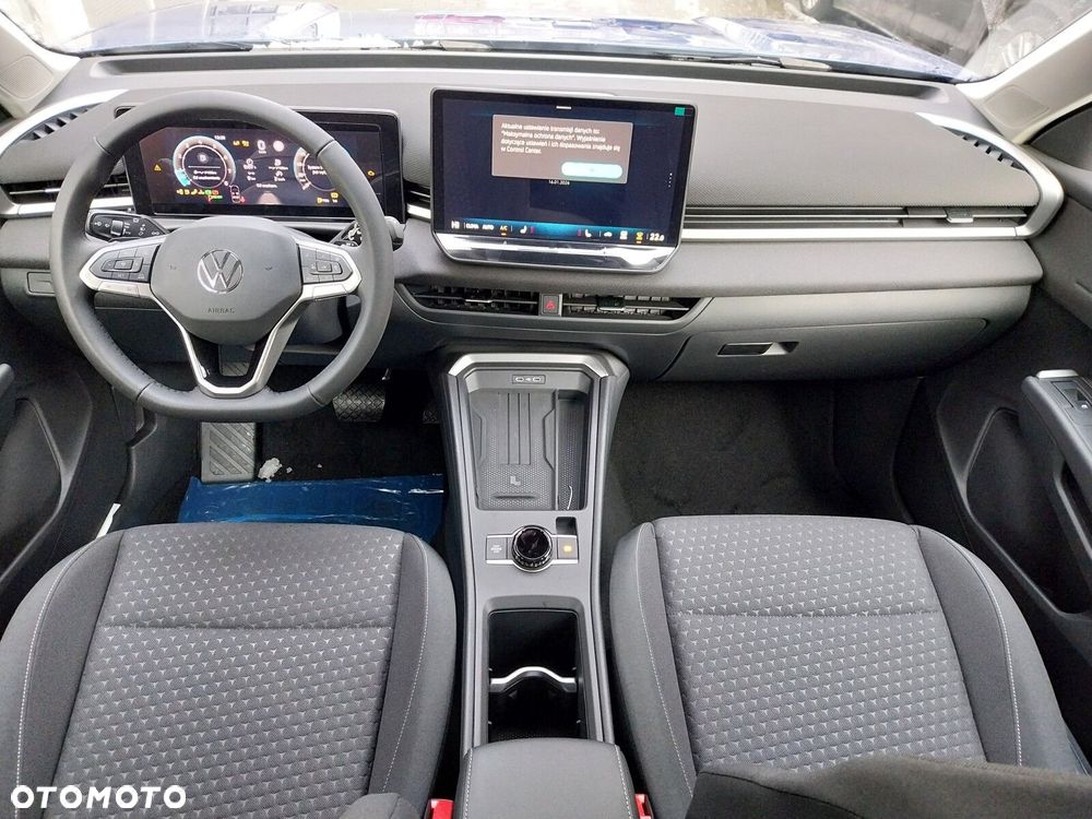 Volkswagen T-Roc - 10