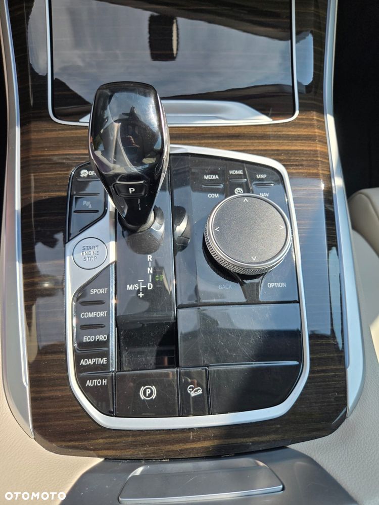 BMW X5 xDrive30d mHEV - 26