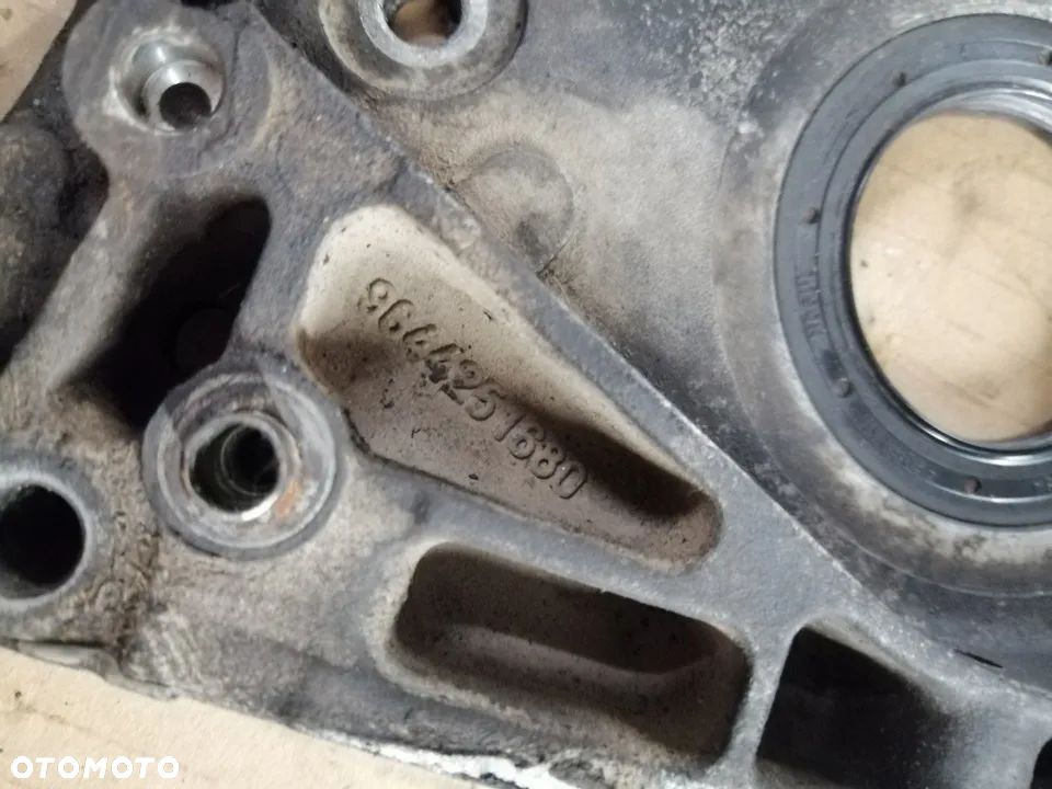 Obudowa uszczelniacz wału Peugeot Citroen 2.0 HDI 9644251680 - 3