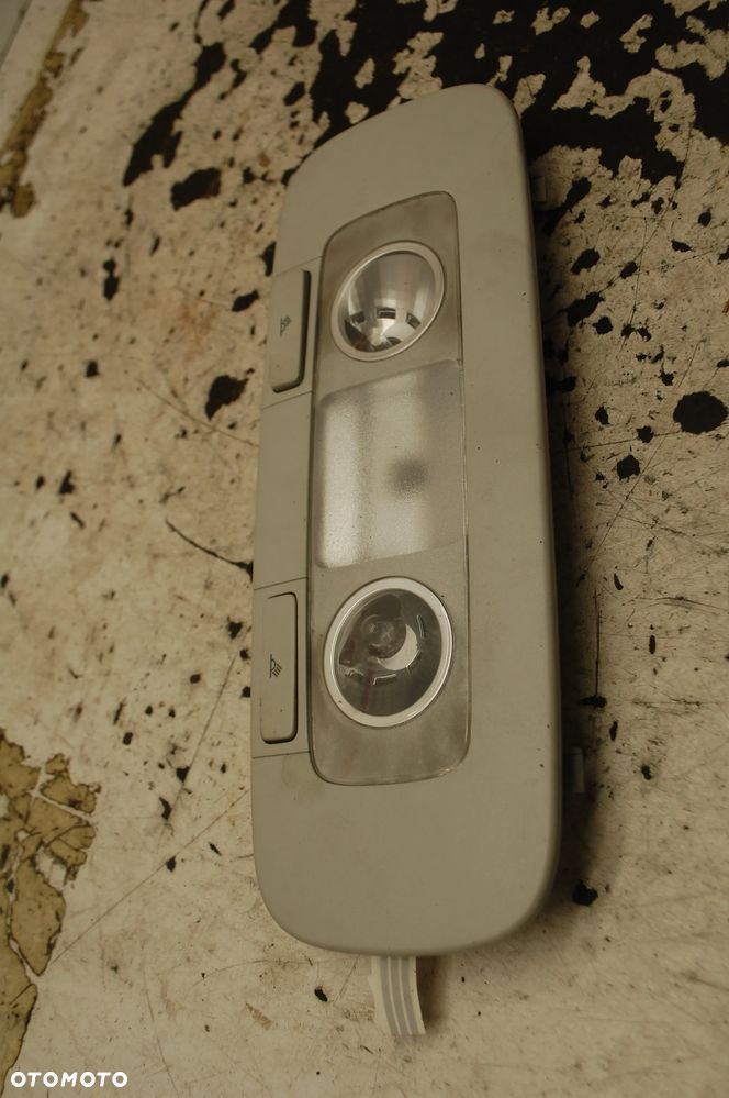LAMPKA OŚWIETLENIA KABINY 3C0947291C VW PASSAT B6 KOMBI 3C0947291A 3C0947291D - 7