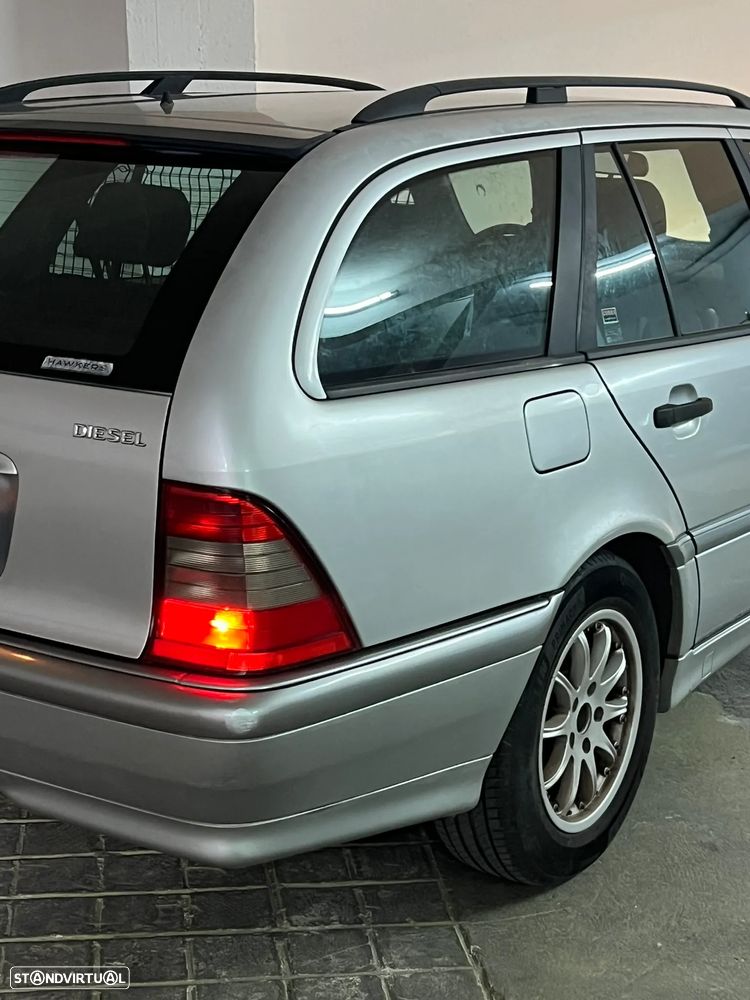 Mercedes-Benz C 220 D - 22
