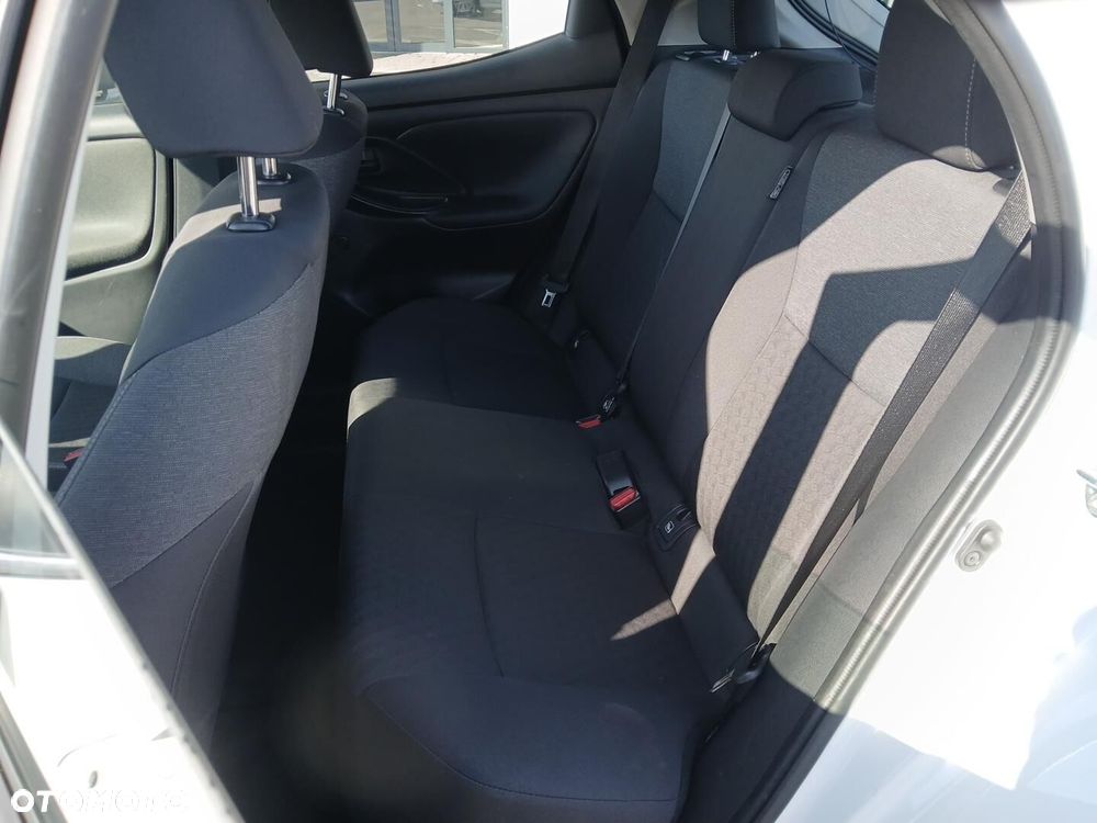 Toyota Yaris - 39
