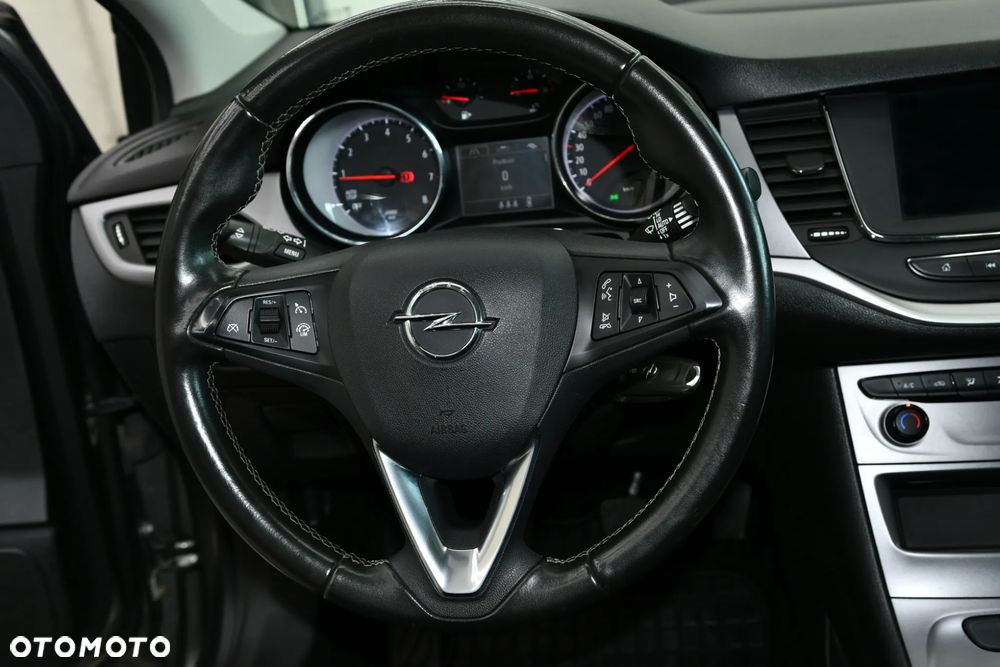 Opel Astra 1.2 T Edition S&S - 18