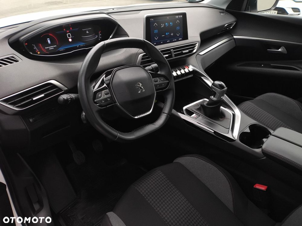 Peugeot 3008 1.5 BlueHDi Active S&S - 9