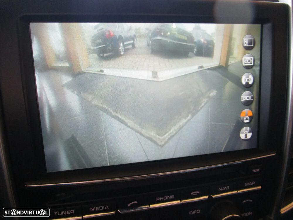 Porsche Cayenne S Tiptronic S - 51