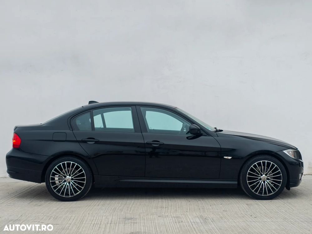 BMW Seria 3 320d - 8