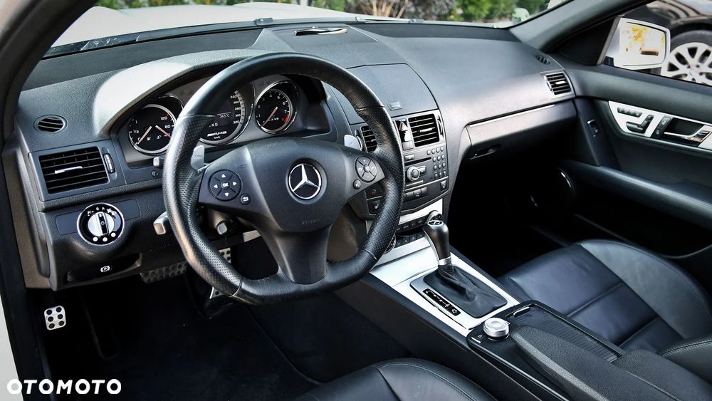 Mercedes-Benz Klasa C - 22
