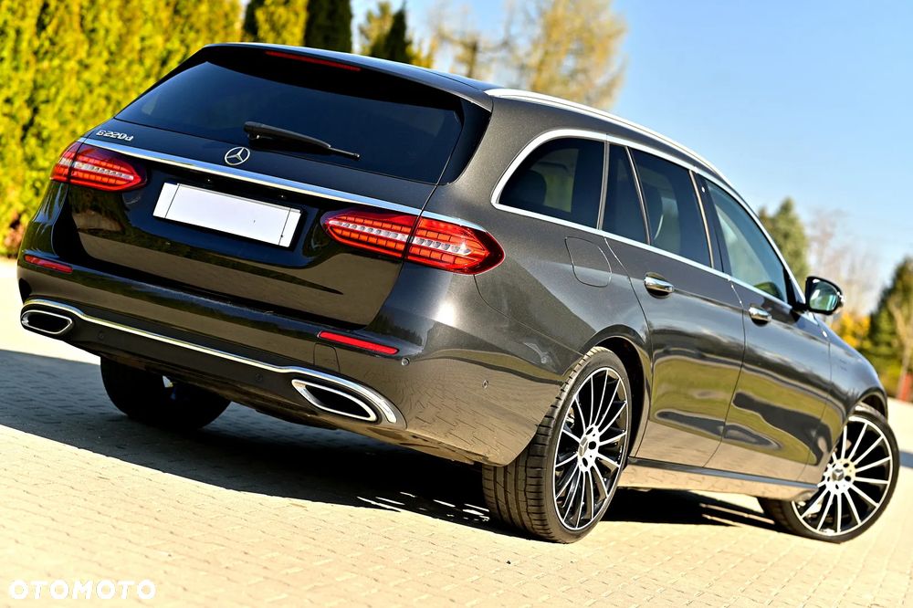 Mercedes-Benz Klasa E 220 d 9G-TRONIC Edition AVANTGARDE - 9