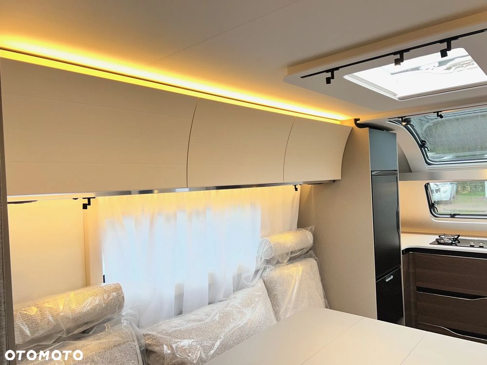 Adria Alpina 663 HT - 16